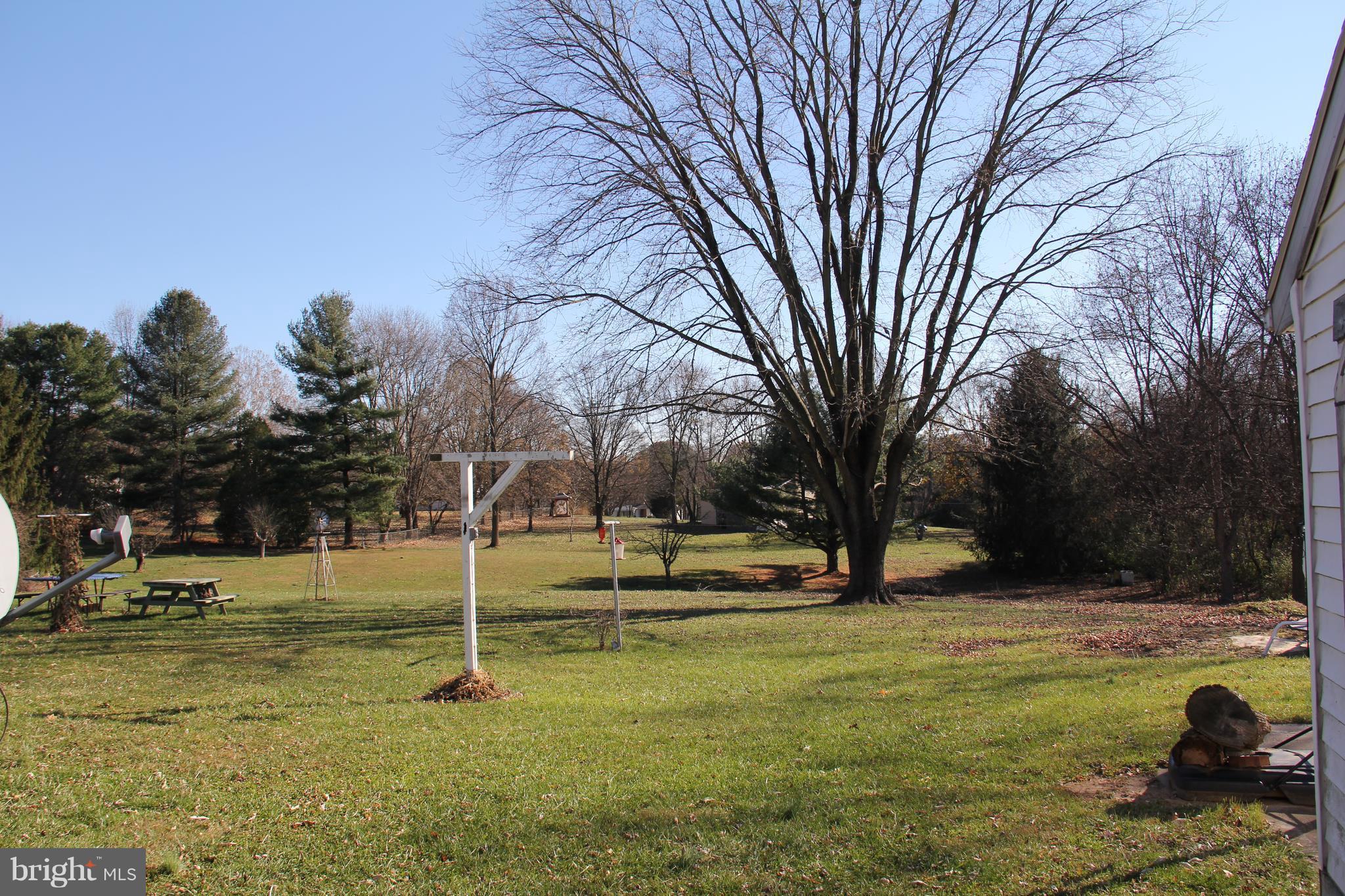 336 Lockhouse Road Falling Waters, WV 25419 - Photo 6 of 28 Exterior (Rear)