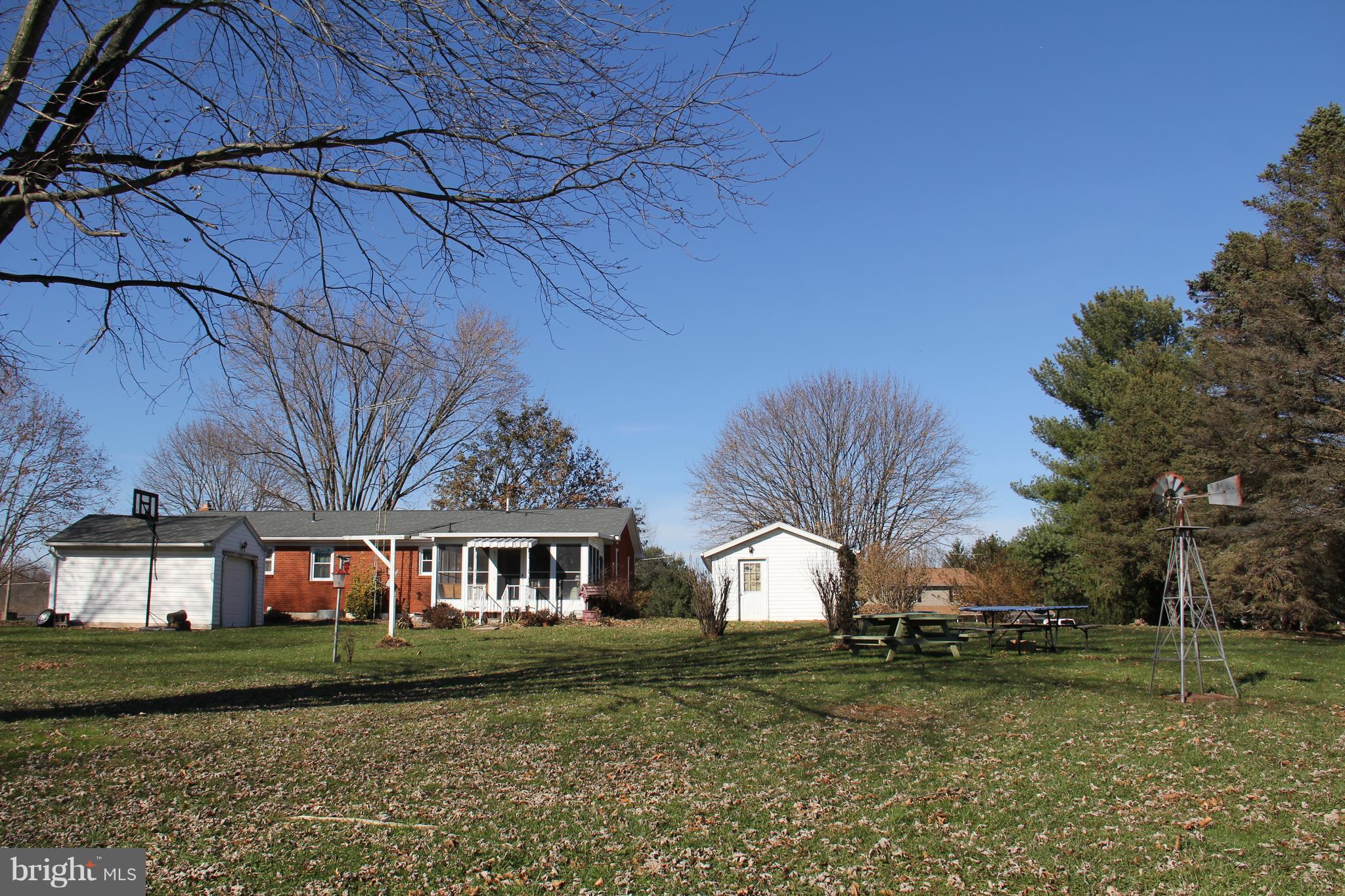 336 Lockhouse Road Falling Waters, WV 25419 - Photo 7 of 28 Exterior (Rear)