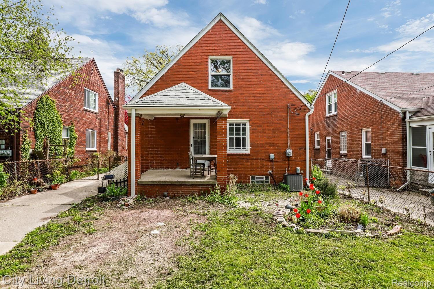 5567 Harvard Road Detroit, MI 48224 - Photo 5 of 37 5567 Harvard Rd Detroit MI-large-033-102-5567 Harvard Rd00033-1500x1000-72dpi.jpg