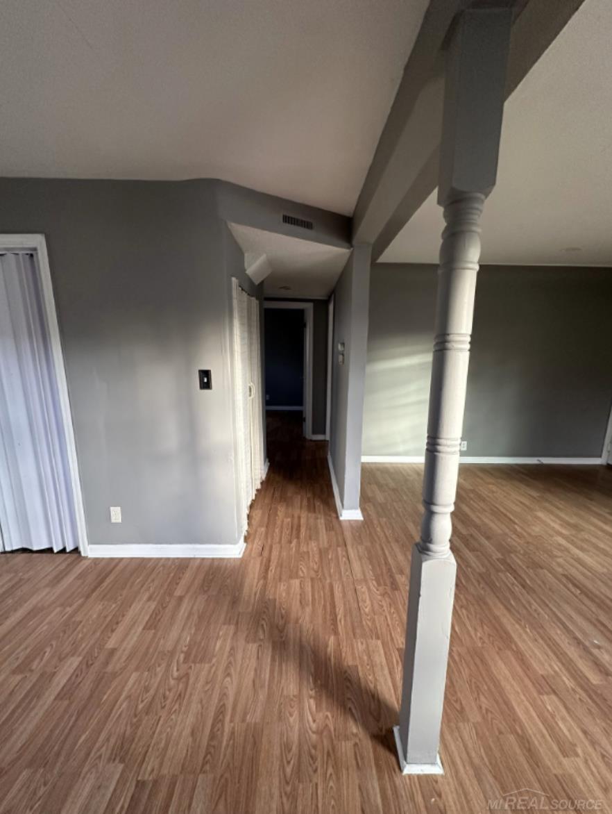8701 Toepfer Road Warren, MI 48089 - Photo 5 of 18
