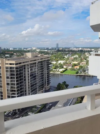 $2,450 | 1985 South Ocean Drive, Unit 19N, Hallandale Beach, FL 33009