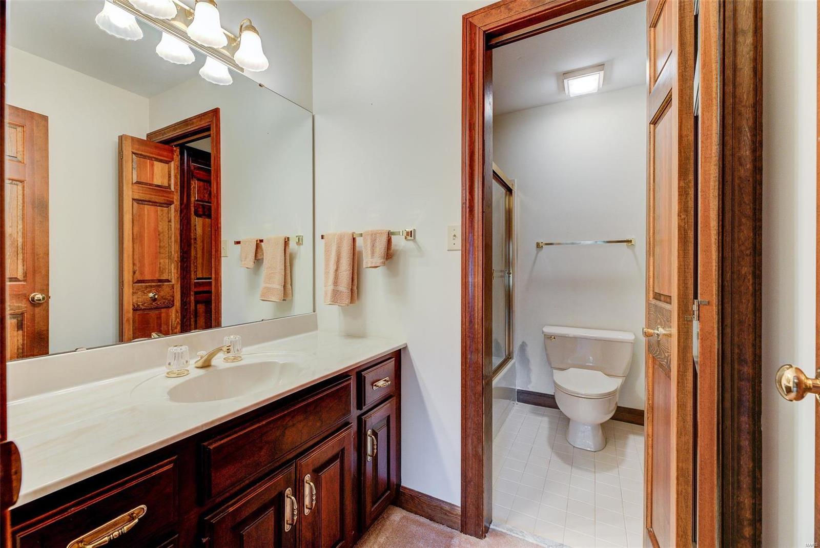 182 South Mason Road St. Louis, MO 63141 - Photo 20 of 36 Gallery Image 20