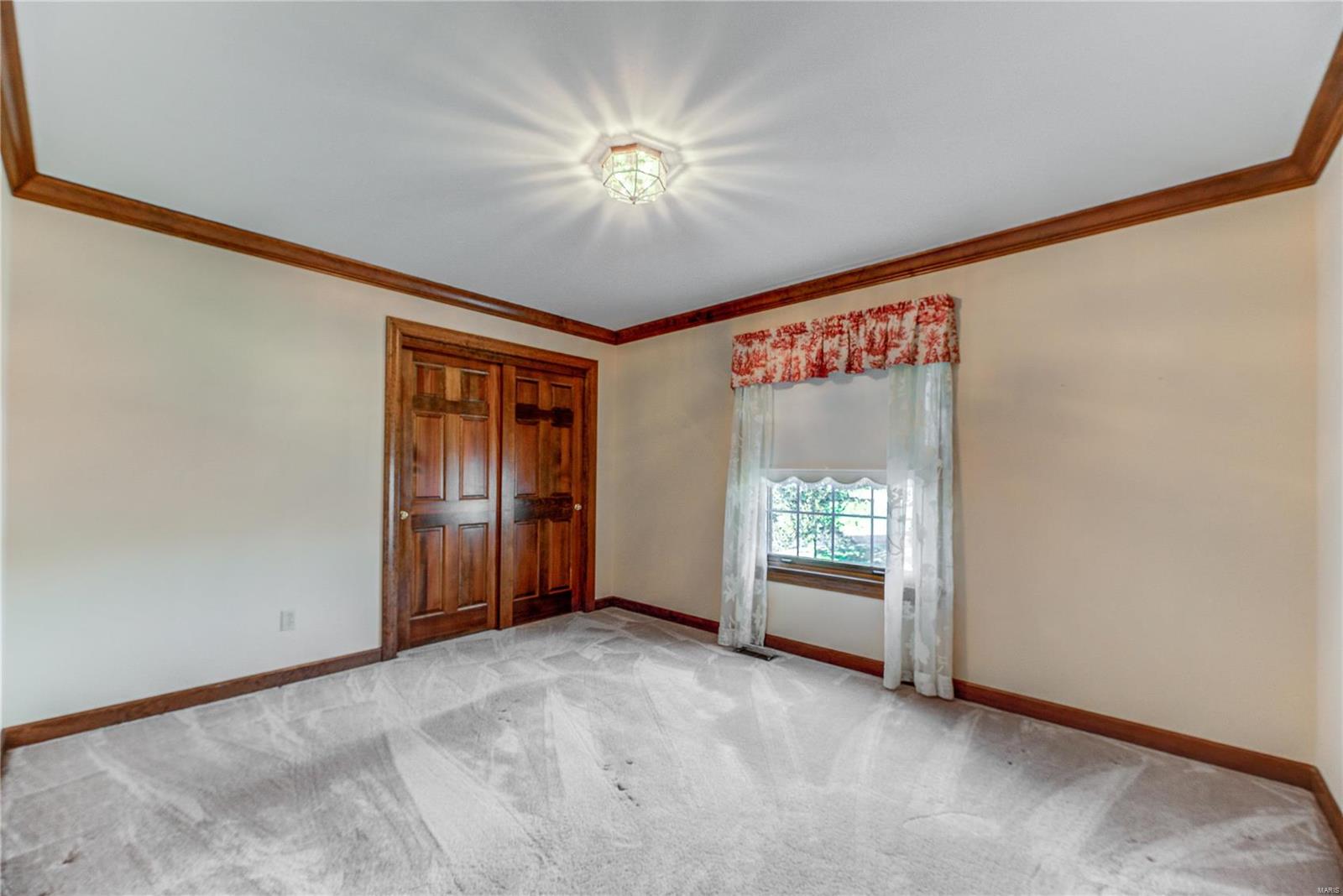 182 South Mason Road St. Louis, MO 63141 - Photo 33 of 36 Gallery Image 33