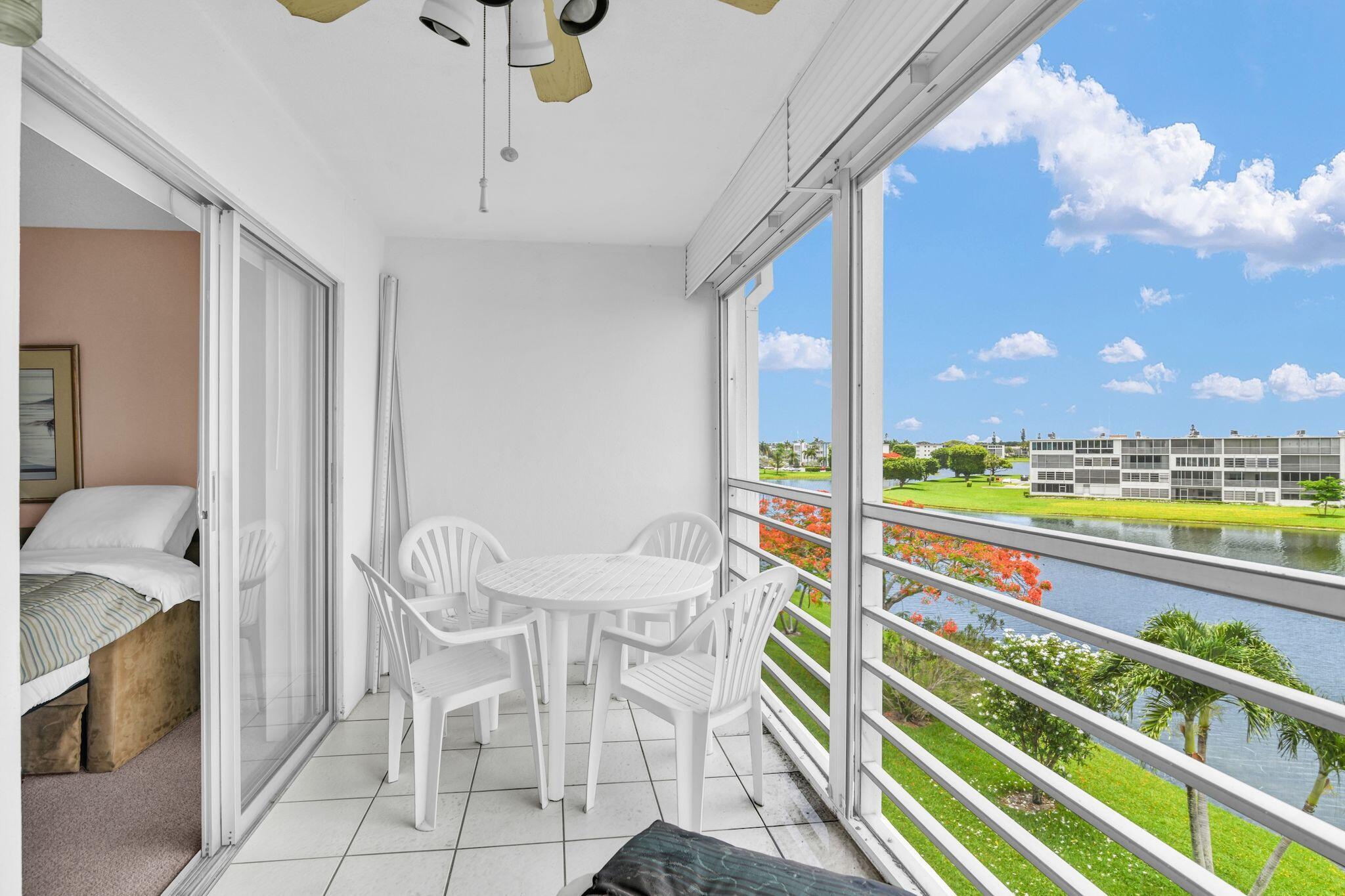 4053 Wolverton C Boca Raton, FL 33434 - Photo 6 of 55 4053 Wolverton C pic 19