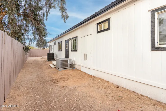 $275,000 | 204 East Baseline Road, Buckeye, AZ 85326