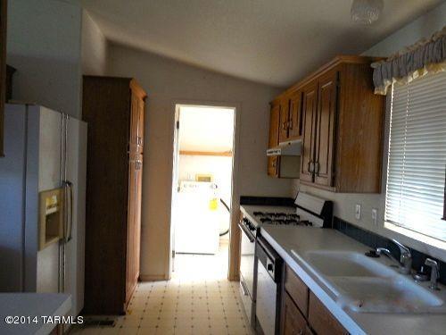 7445 North Pear Tree Road Tucson, AZ 85743 - Photo 5 of 6 Gallery Image 5