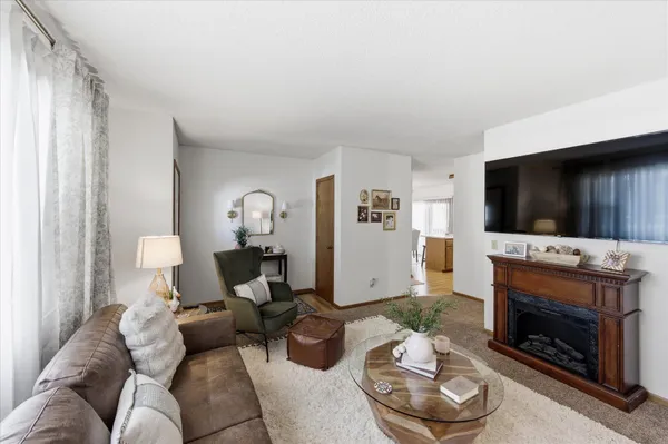 $269,900 | 414 Upland Avenue Northwest, Elk River, MN 55330