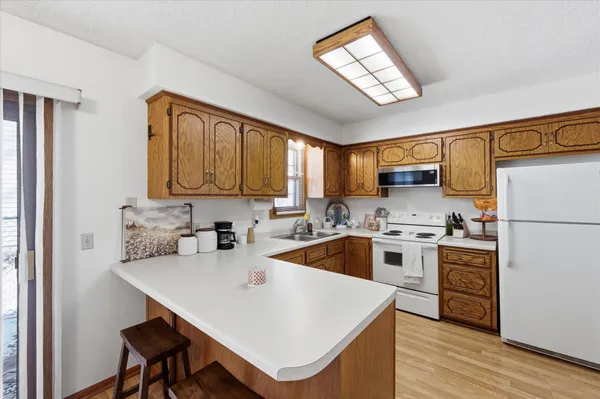 $269,900 | 414 Upland Avenue Northwest, Elk River, MN 55330