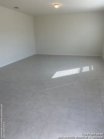 $2,000 | 186 Texas Thistle, New Braunfels, TX 78130