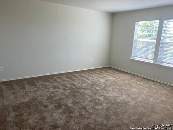 $2,000 | 186 Texas Thistle, New Braunfels, TX 78130