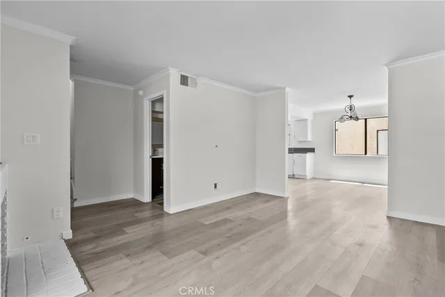 $500,000 | 18958 Sherman Way, Unit 17, Reseda, CA 91335