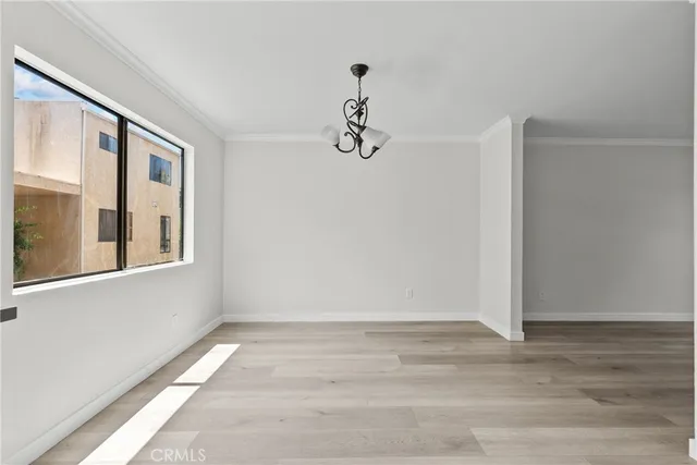 $500,000 | 18958 Sherman Way, Unit 17, Reseda, CA 91335