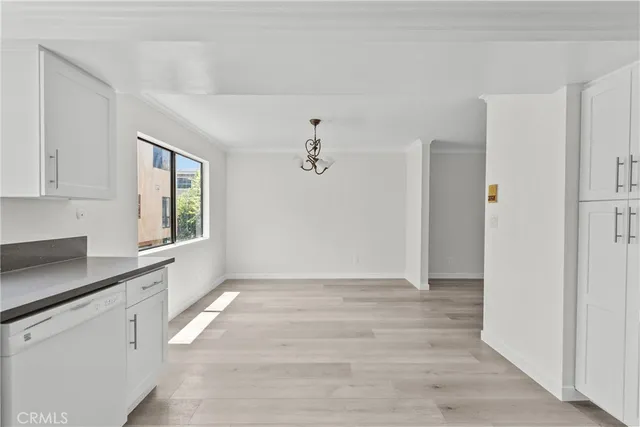 $500,000 | 18958 Sherman Way, Unit 17, Reseda, CA 91335