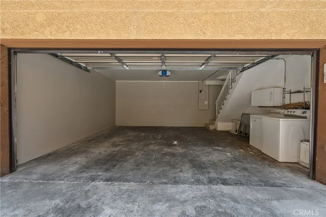 $500,000 | 18958 Sherman Way, Unit 17, Reseda, CA 91335