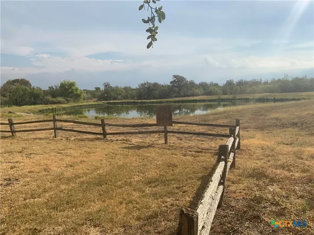 $1,200,000 | 1912 Seminole Trail, Dale, TX 78616