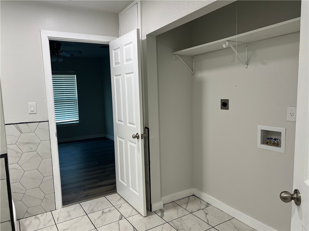 912 North Rife Street Aransas Pass, TX 78336 - Photo 14 of 23 a view of a bathroom