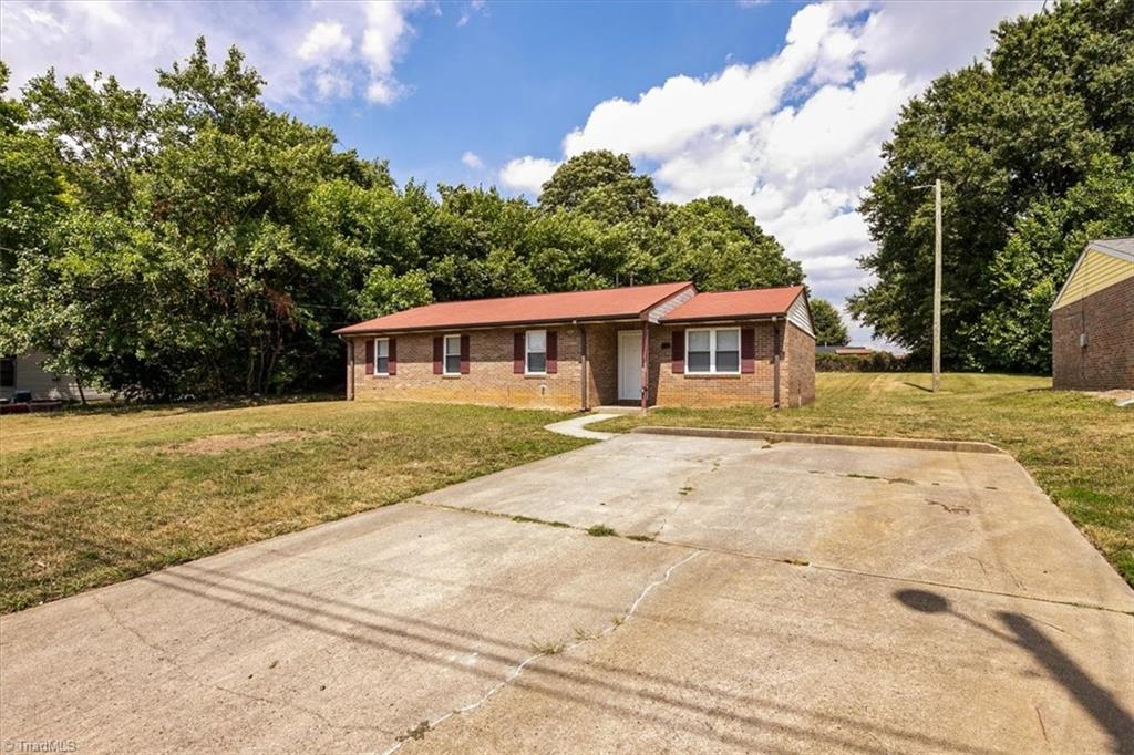 609 Fairview Street High Point, NC 27260 - Photo 3 of 28 Gallery Image 3