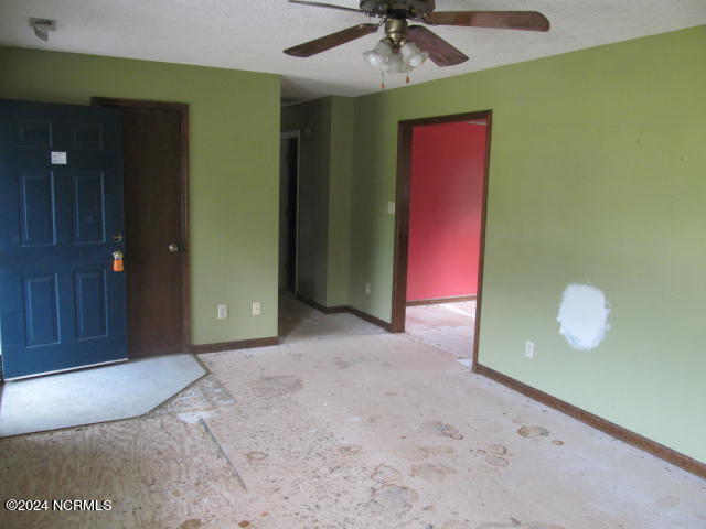 863 Mill River Road Jacksonville, NC 28540 - Photo 7 of 16 Living Room View 2