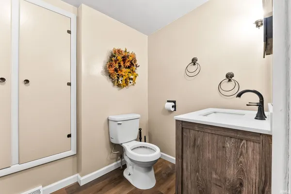 $314,900 | 7993 North Tippecanoe Drive, Walkerton, IN 46574
