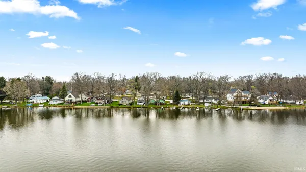 $314,900 | 7993 North Tippecanoe Drive, Walkerton, IN 46574
