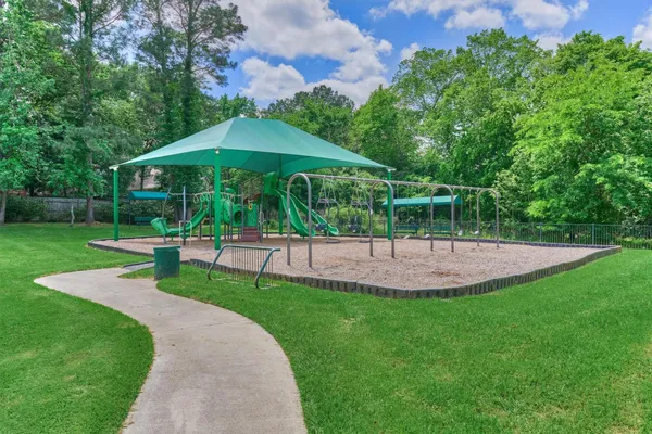 $229,000 | 12800 Melville Drive, Unit A109, Montgomery, TX 77356
