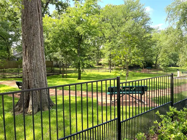 $229,000 | 12800 Melville Drive, Unit A109, Montgomery, TX 77356