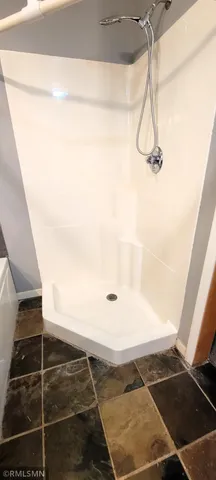 $1,950 | 1300 146th Avenue, Unit B, New Richmond, WI 54017