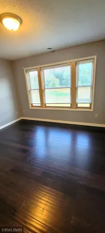 $1,950 | 1300 146th Avenue, Unit B, New Richmond, WI 54017