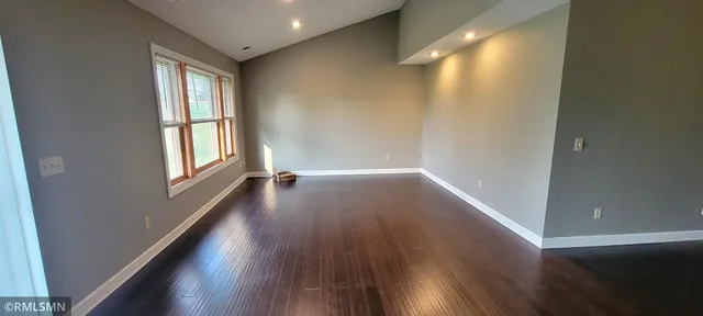 $1,950 | 1300 146th Avenue, Unit B, New Richmond, WI 54017