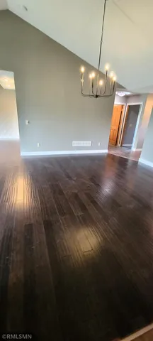 $1,950 | 1300 146th Avenue, Unit B, New Richmond, WI 54017