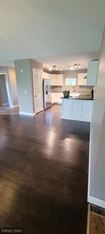 $1,950 | 1300 146th Avenue, Unit B, New Richmond, WI 54017