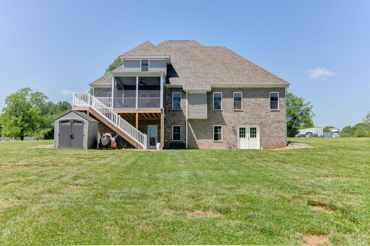 2667 Bellevue Road Forest, VA 24551 - Photo 49 of 55 a front view of a house with a yard