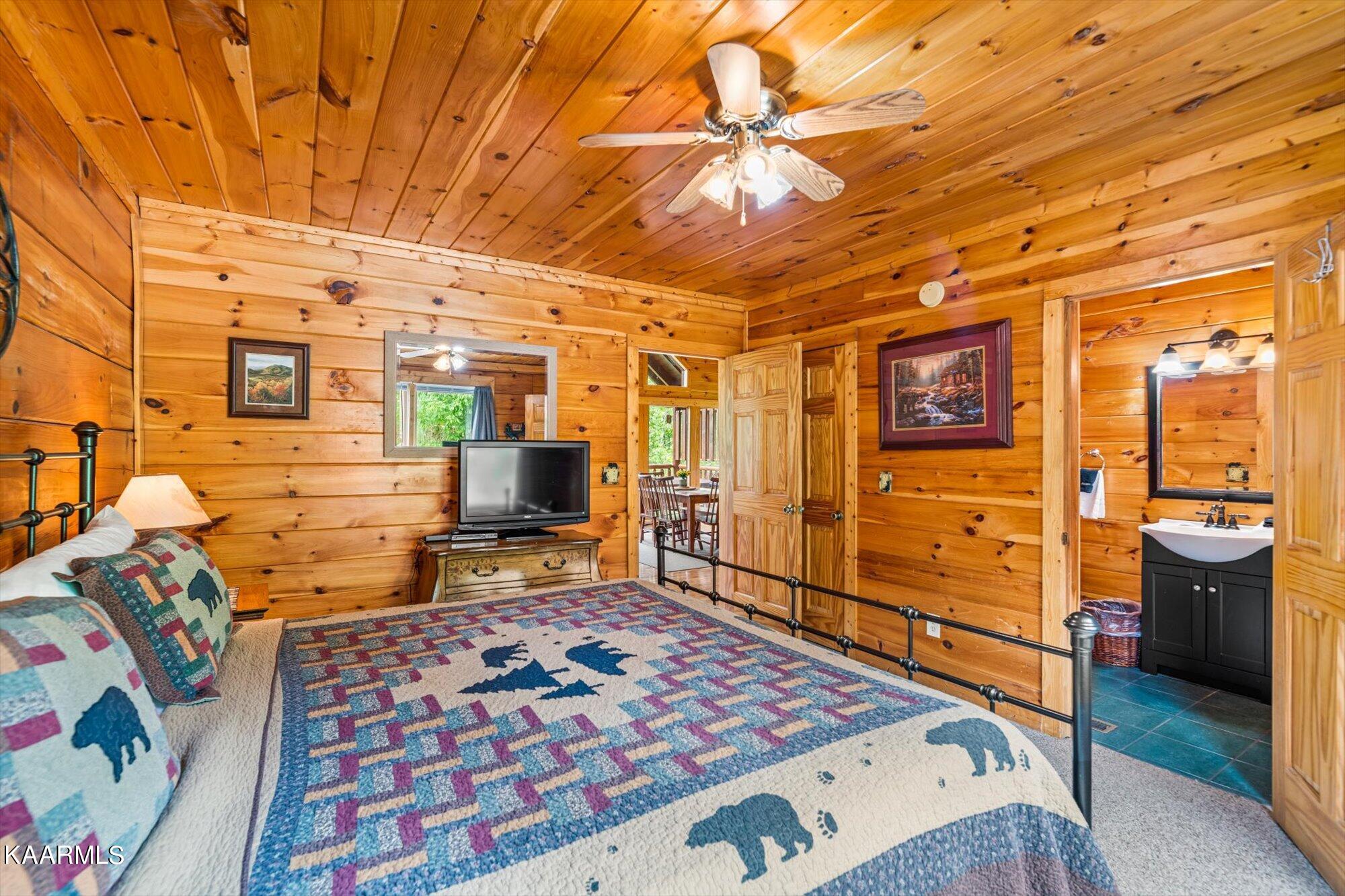 830 Black Bear Cub Way Sevierville, TN 37862 - Photo 13 of 28 830 Black Bear Cub Way