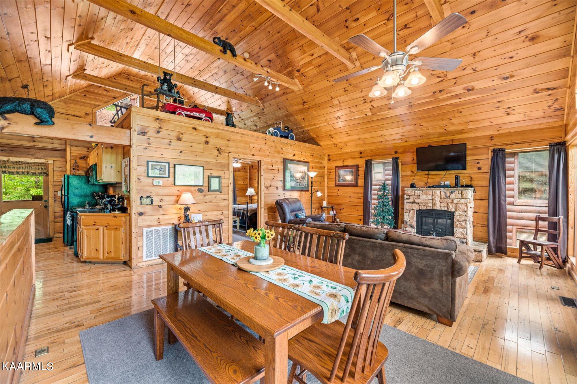 830 Black Bear Cub Way Sevierville, TN 37862 - Photo 8 of 28 830 Black Bear Cub Way