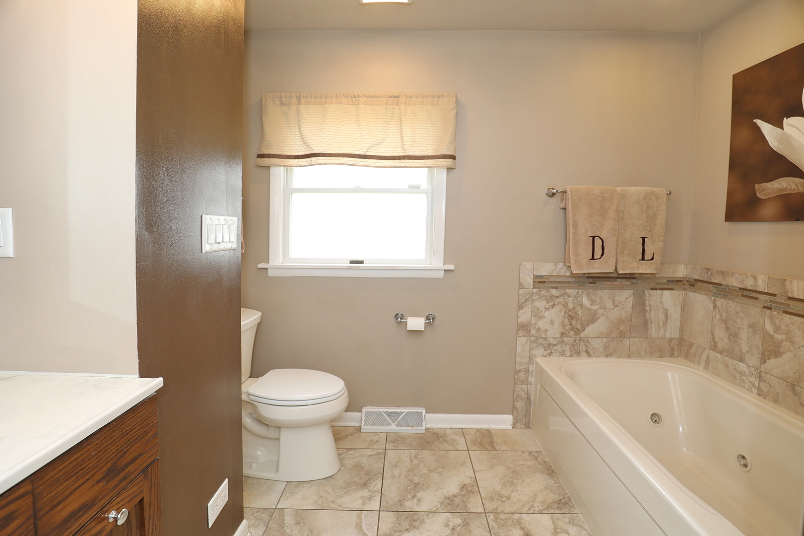 270 South Lambert Road Glen Ellyn, IL 60137 - Photo 32 of 47 Gallery Image 32