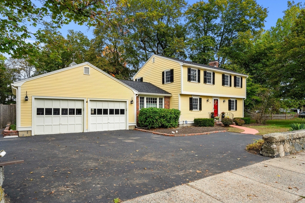 53 Centre Street Danvers, MA 01923 - Photo 1 of 40 Gallery Image 1