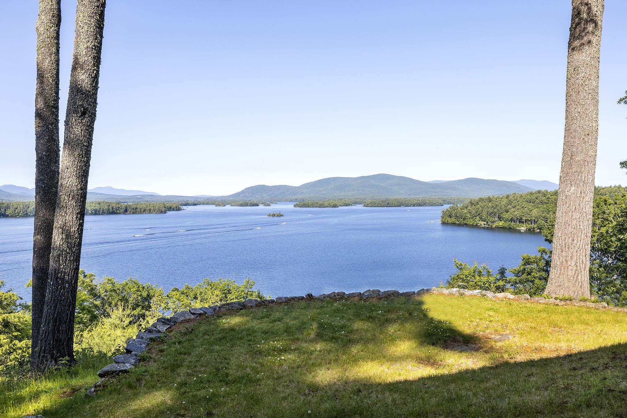 81 Asquam Road Holderness, NH 03245 - Photo 2 of 2