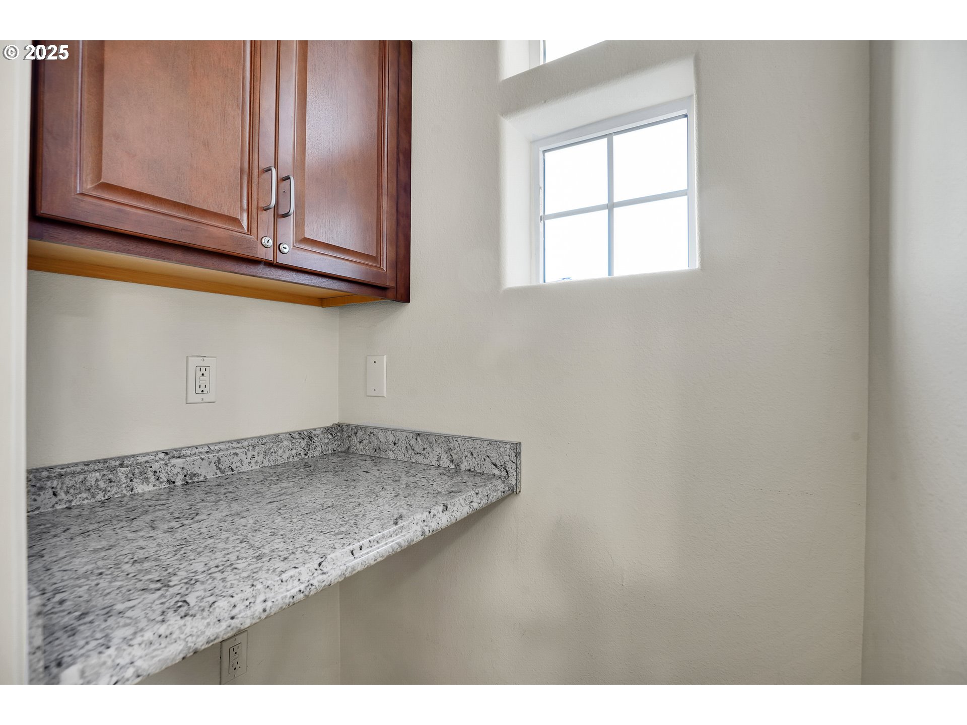 2227 Southeast 174th Avenue Portland, OR 97233 - Photo 18 of 42