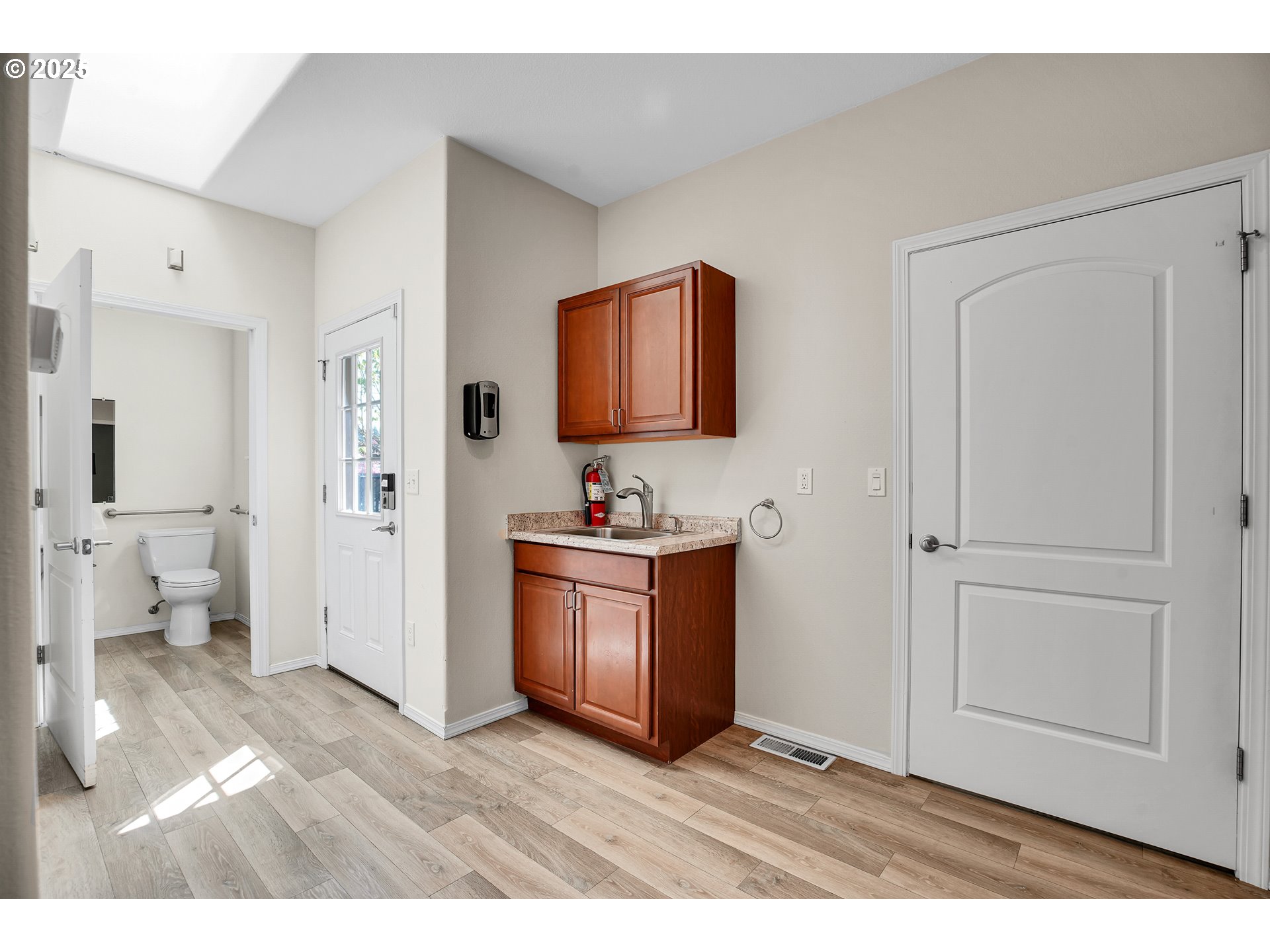 2227 Southeast 174th Avenue Portland, OR 97233 - Photo 20 of 42