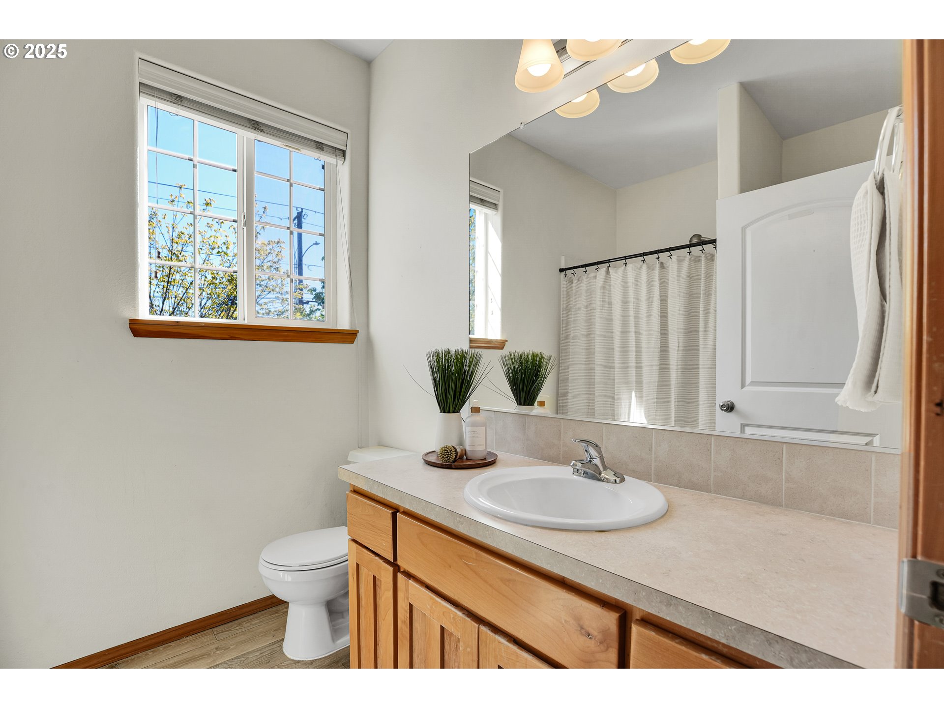 2227 Southeast 174th Avenue Portland, OR 97233 - Photo 5 of 42 Bathroom