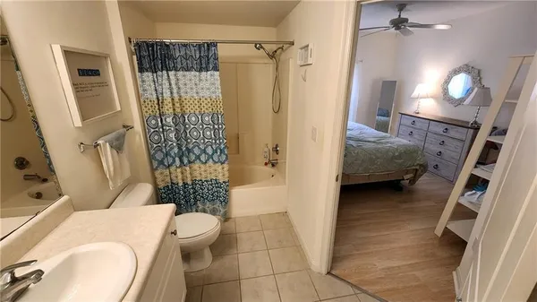 $1,700 | 5090 Fairways Circle, Unit H202, Vero Beach, FL 32967