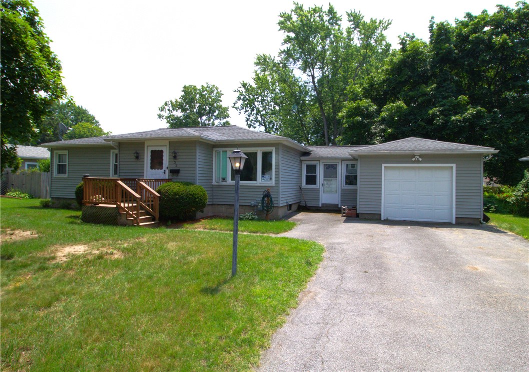 33 Knob Road Greece, NY 14626 - Photo 1 of 1