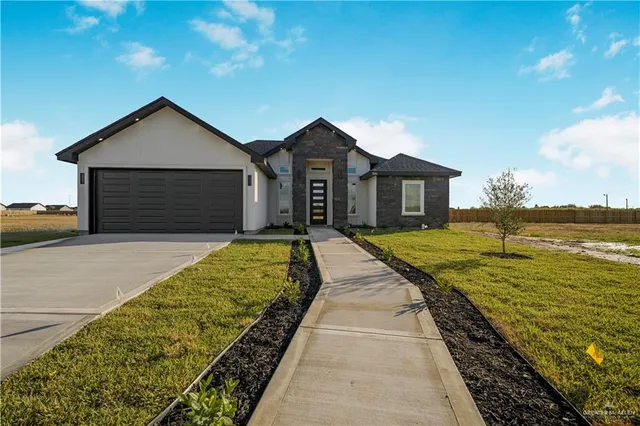$305,000 | 1504 Alyssa Drive, Mercedes, TX 78570