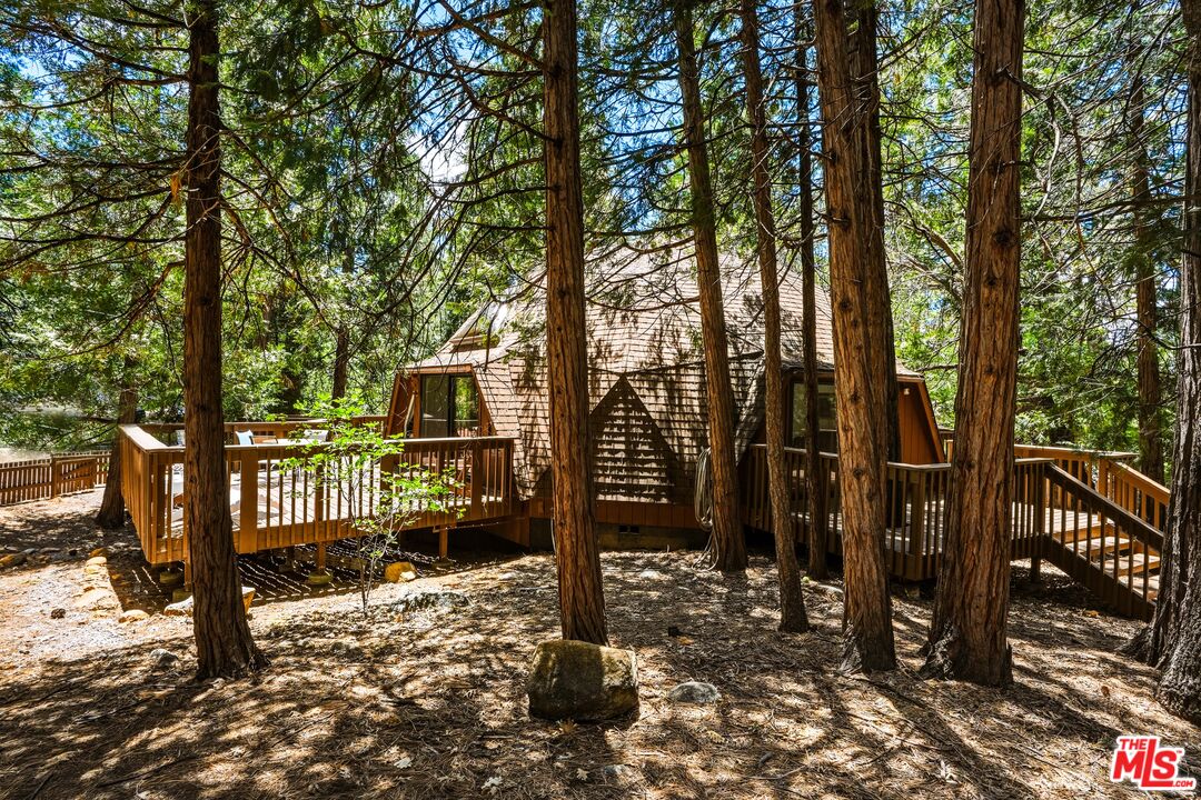 55000 Daryll Road Idyllwild, CA 92549 - Photo 1 of 60