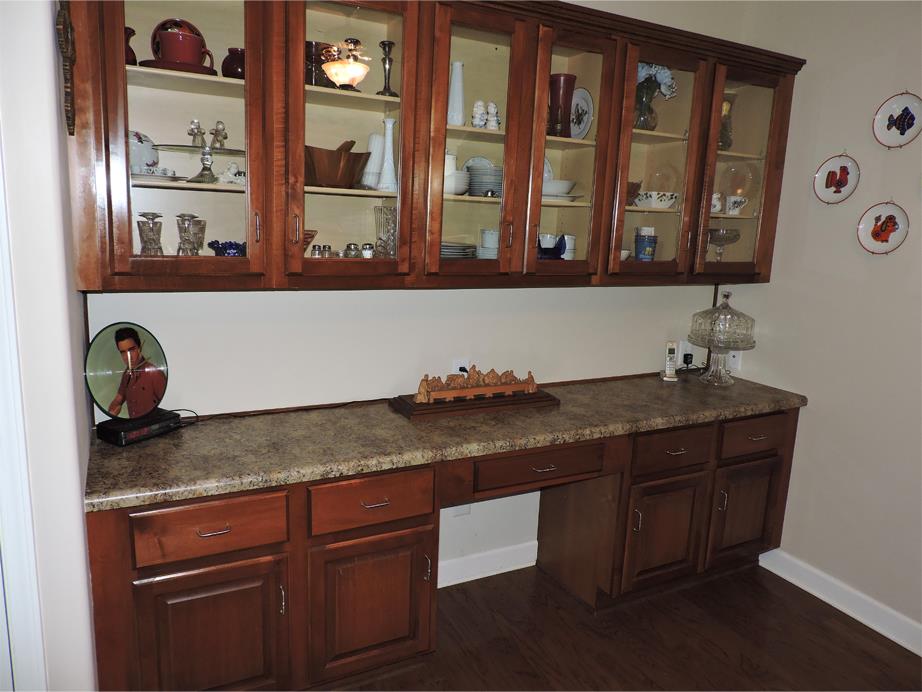 1020 Hummingbird Lane Spring Hill, TN 37174 - Photo 8 of 30 Beautiful Upgraded Cabinets With Glass Doors & More Storage Below!