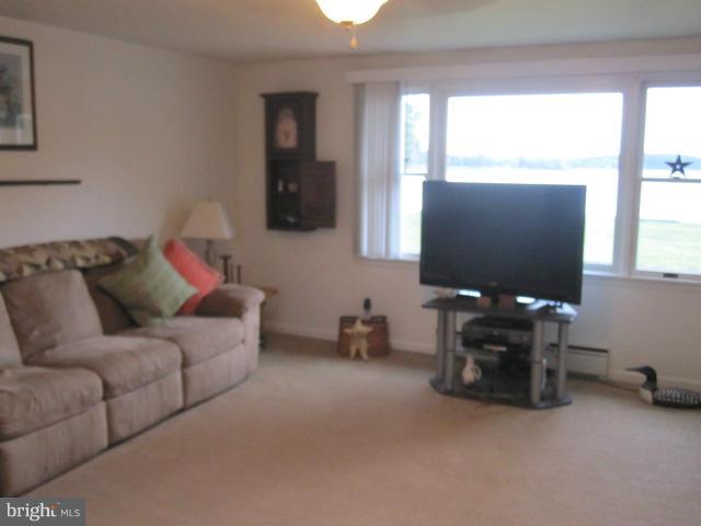 1610 Deep Point Road Woolford, MD 21677 - Photo 14 of 20 Family Room