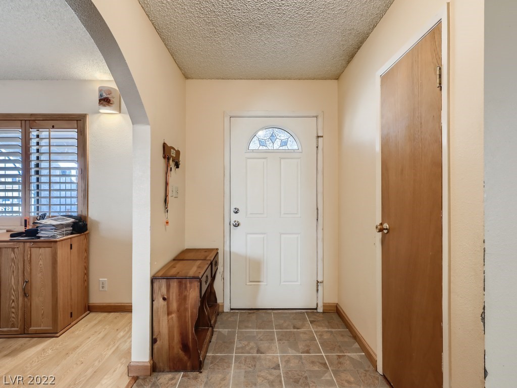 1530 North Ringe Lane Las Vegas, NV 89110 - Photo 4 of 31