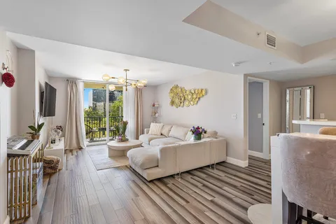 $439,990 | 520 Southeast 5th Avenue, Unit 1305, Fort Lauderdale, FL 33301