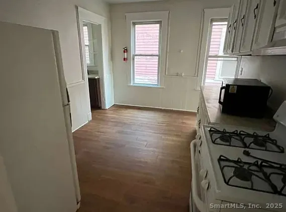 $1,495 | 15 Carmel Street, New Haven, CT 06511