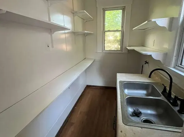 $1,495 | 15 Carmel Street, New Haven, CT 06511